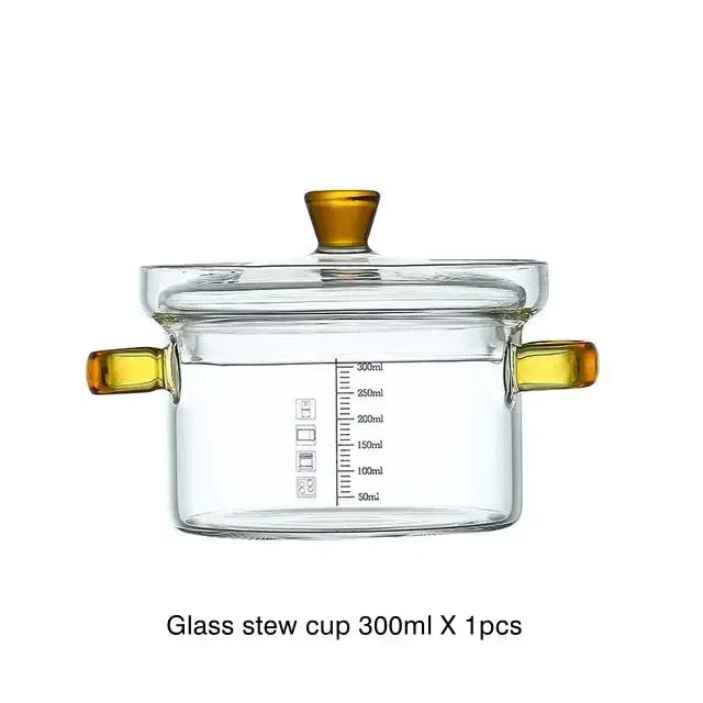 Kleiner Eintopftopf aus Glas mit Deckel