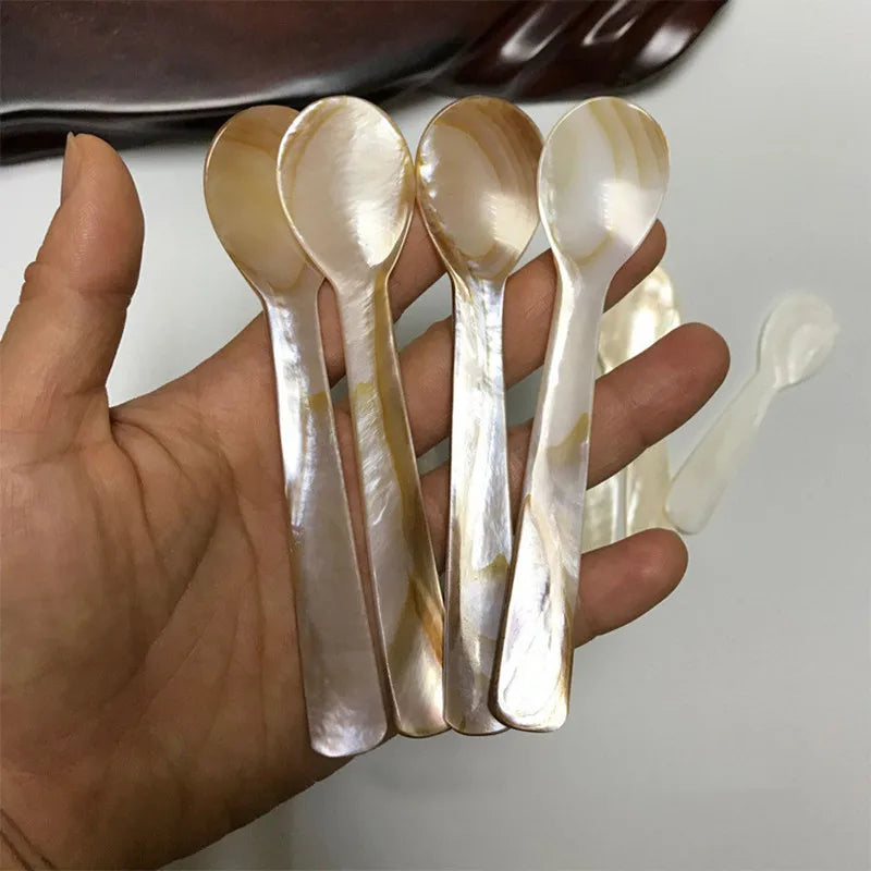 Kaffeelöffel für Eiscreme aus natürlicher Muschel