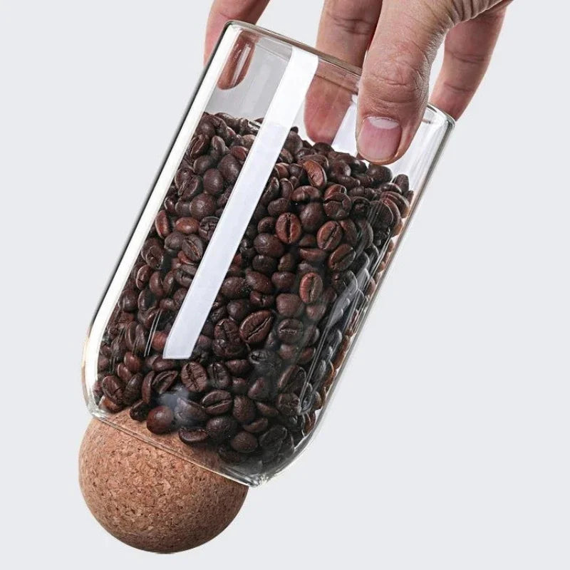 Vorratsglas für Lebensmittel mit kugelförmigem Korkstopfen