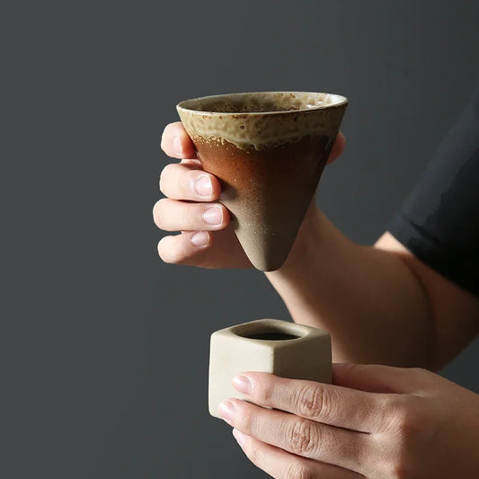 Kreative Retro-Kaffeetasse aus Keramik