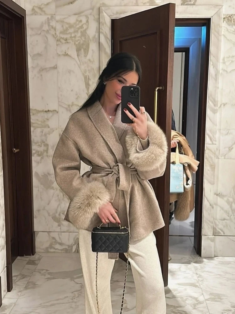 Chic Women’s Woolen Short Coat